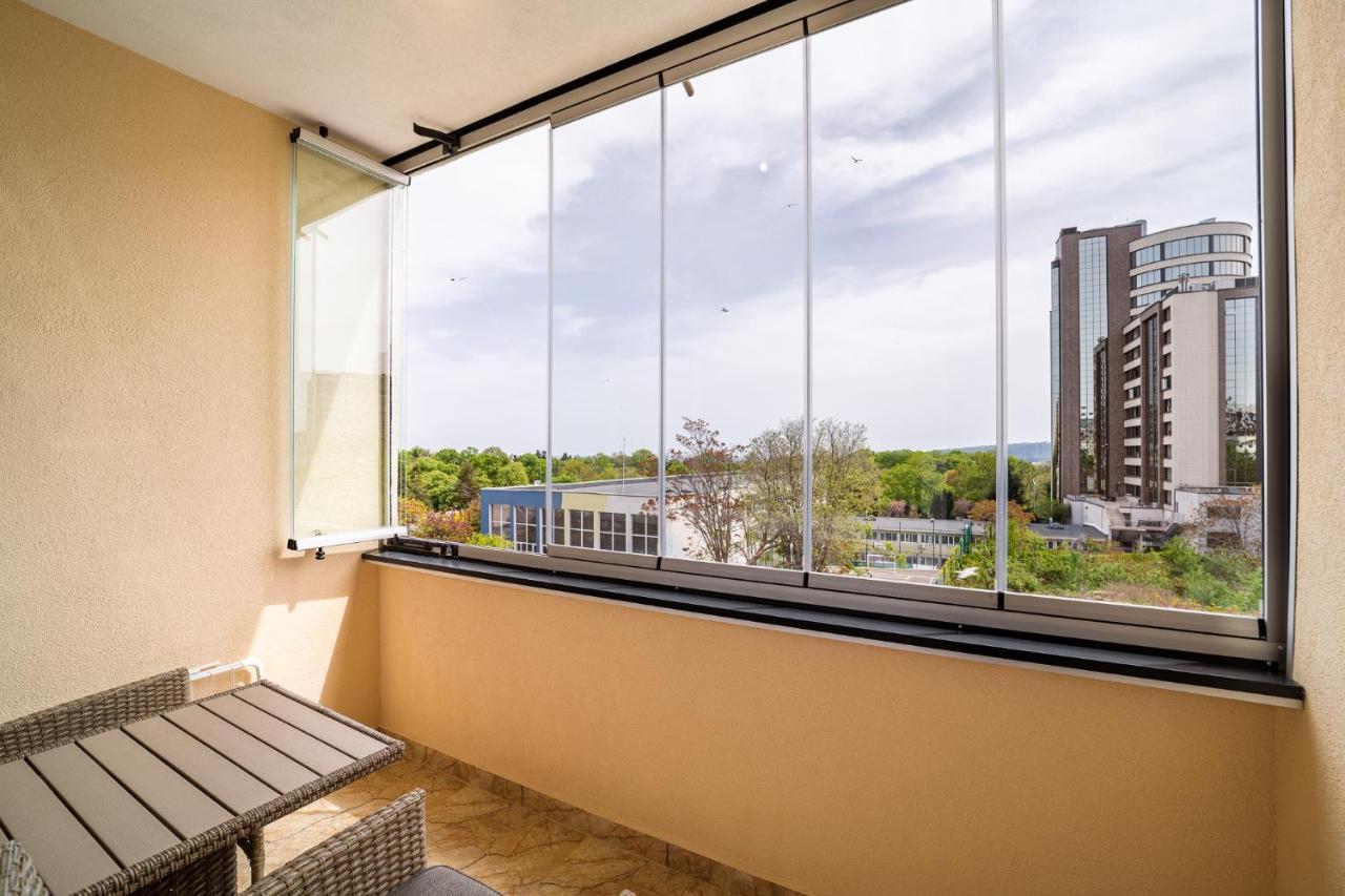 Sea Garden Heaven 2br With Free Parking Apartament *