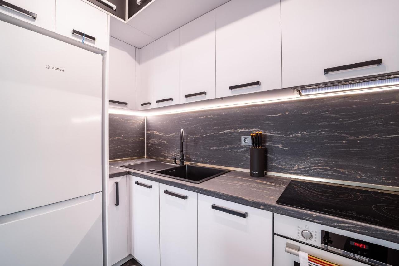 Sea Garden Heaven 2br With Free Parking Apartament Varna
